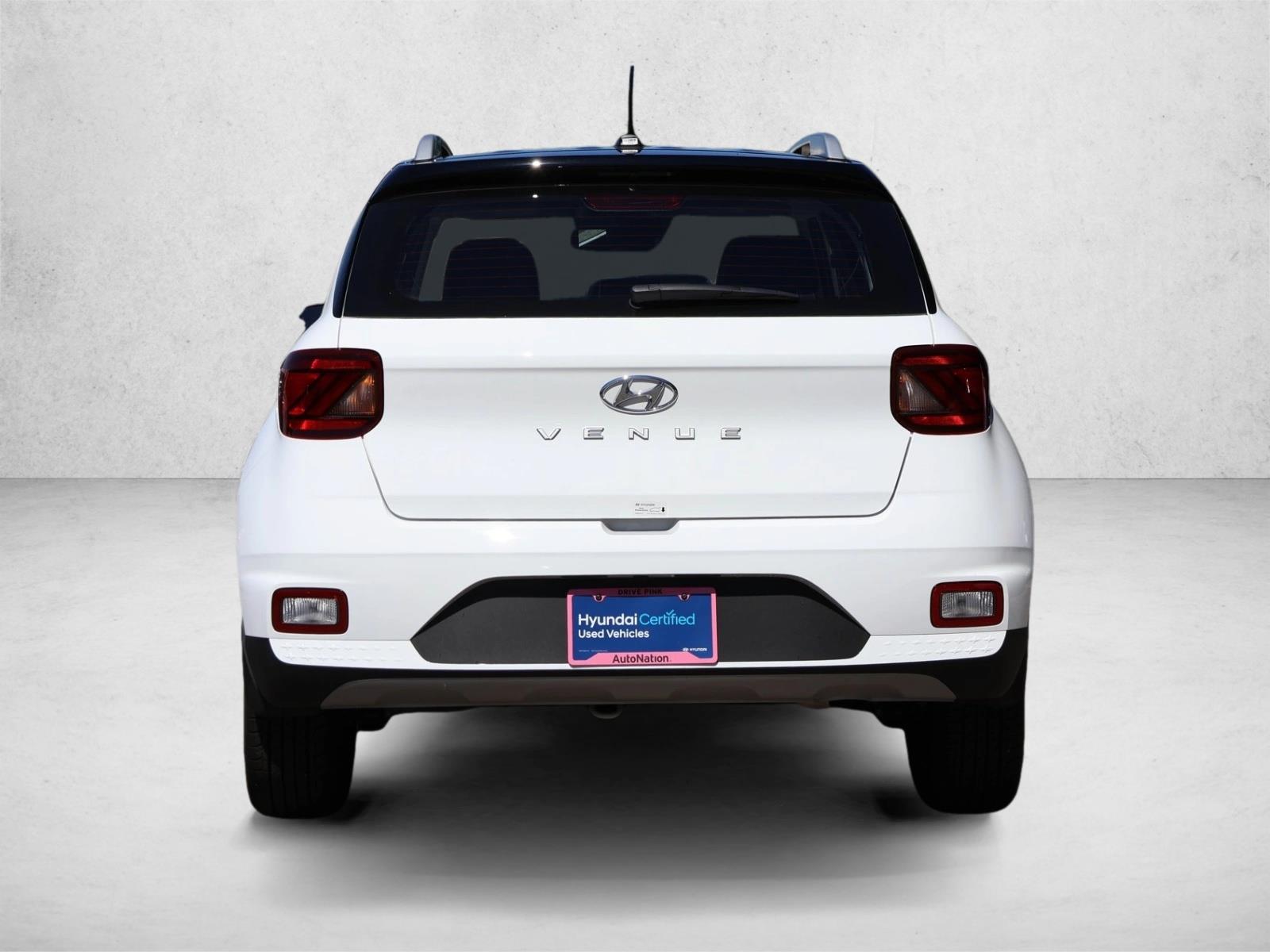 2026 Hyundai Venue SEL - Photo 6