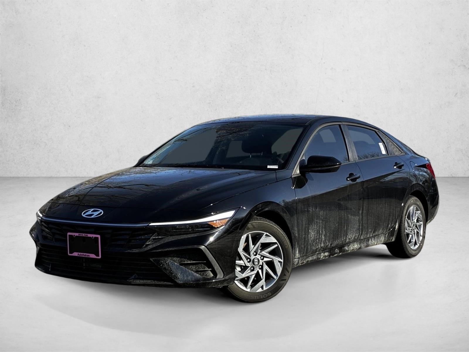 2025 Hyundai Elantra Blue's photo