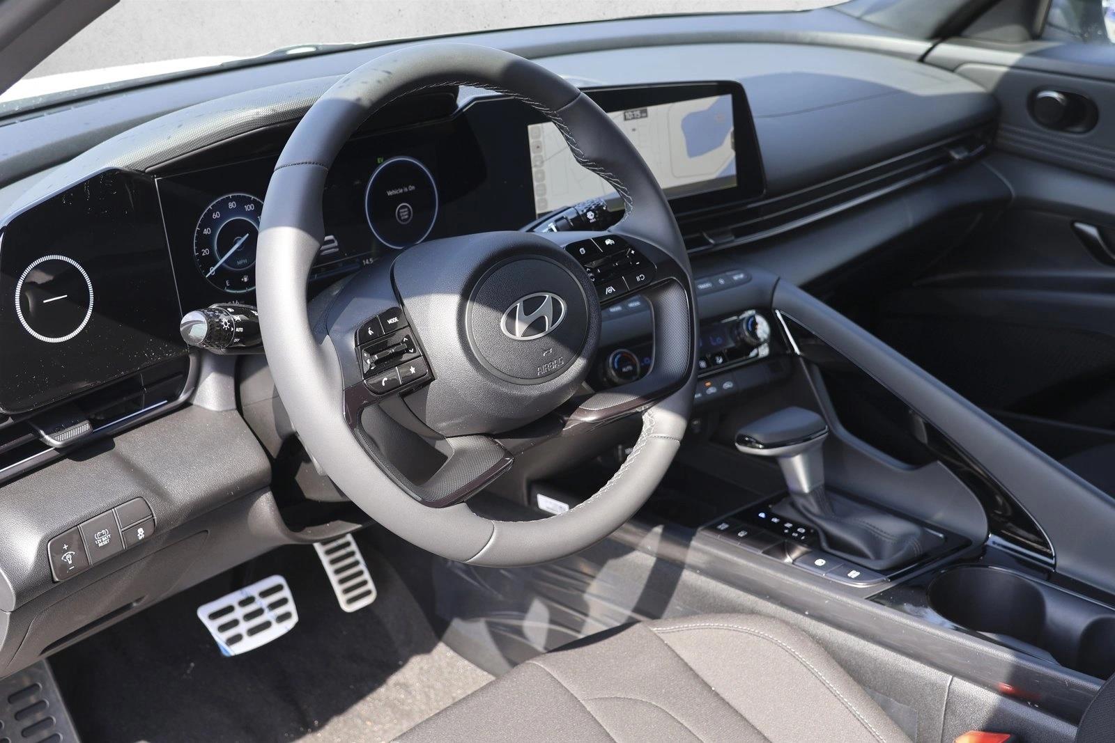 2025 Hyundai Elantra Blue - Photo 10