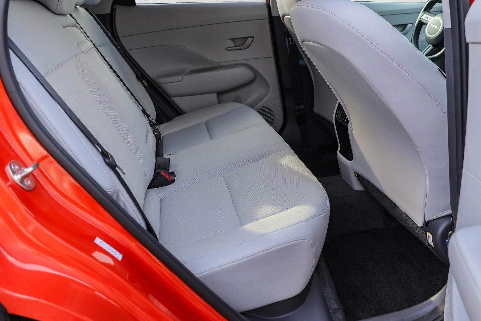 2025 HYUNDAI KONA - Image 26