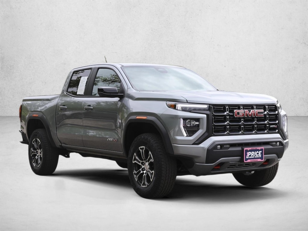 Used 2025 GMC Canyon 4WD AT4 Crew Cab Pickup