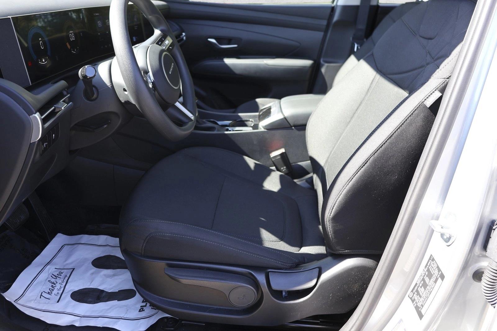 2026 Hyundai Tucson SE - Photo 11
