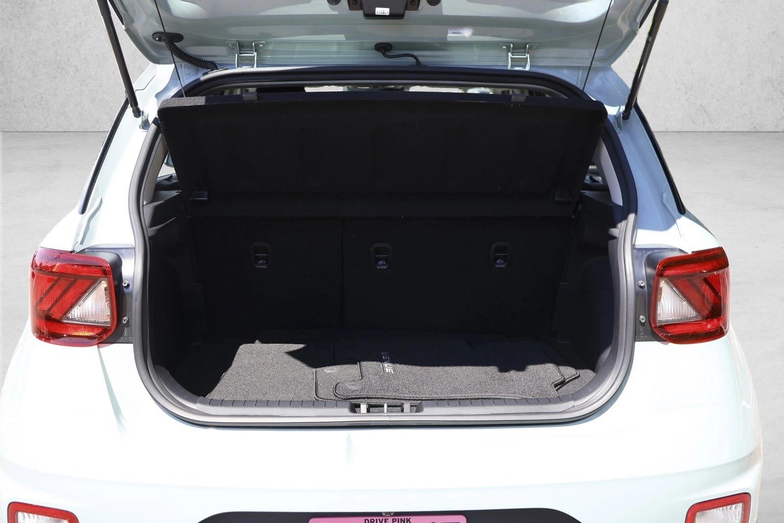 2026 Hyundai Venue SEL - Photo 25