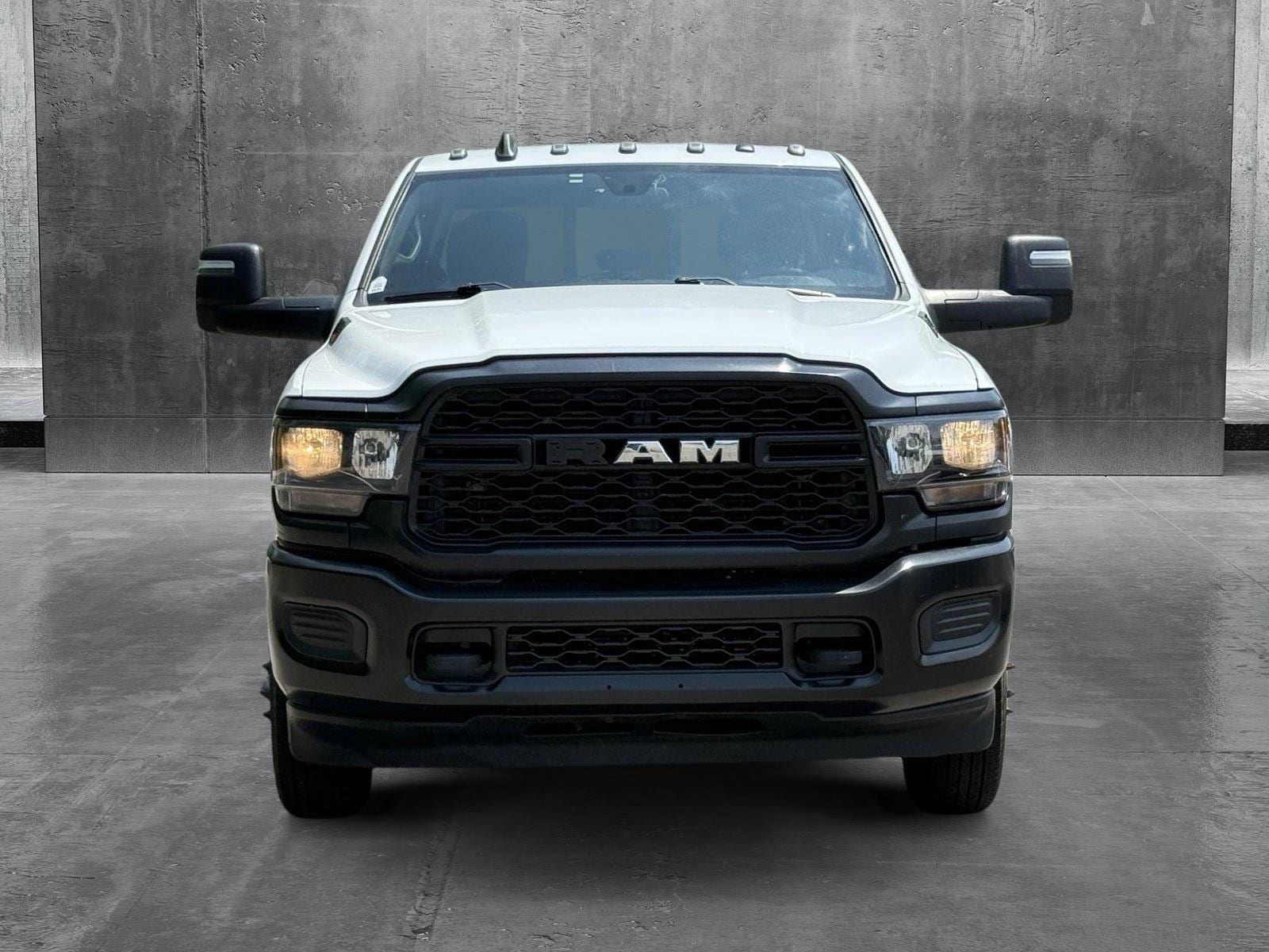 Used 2023 RAM Ram 3500 Pickup Tradesman with VIN 3C63RRGL2PG509513 for sale in Des Plaines, IL