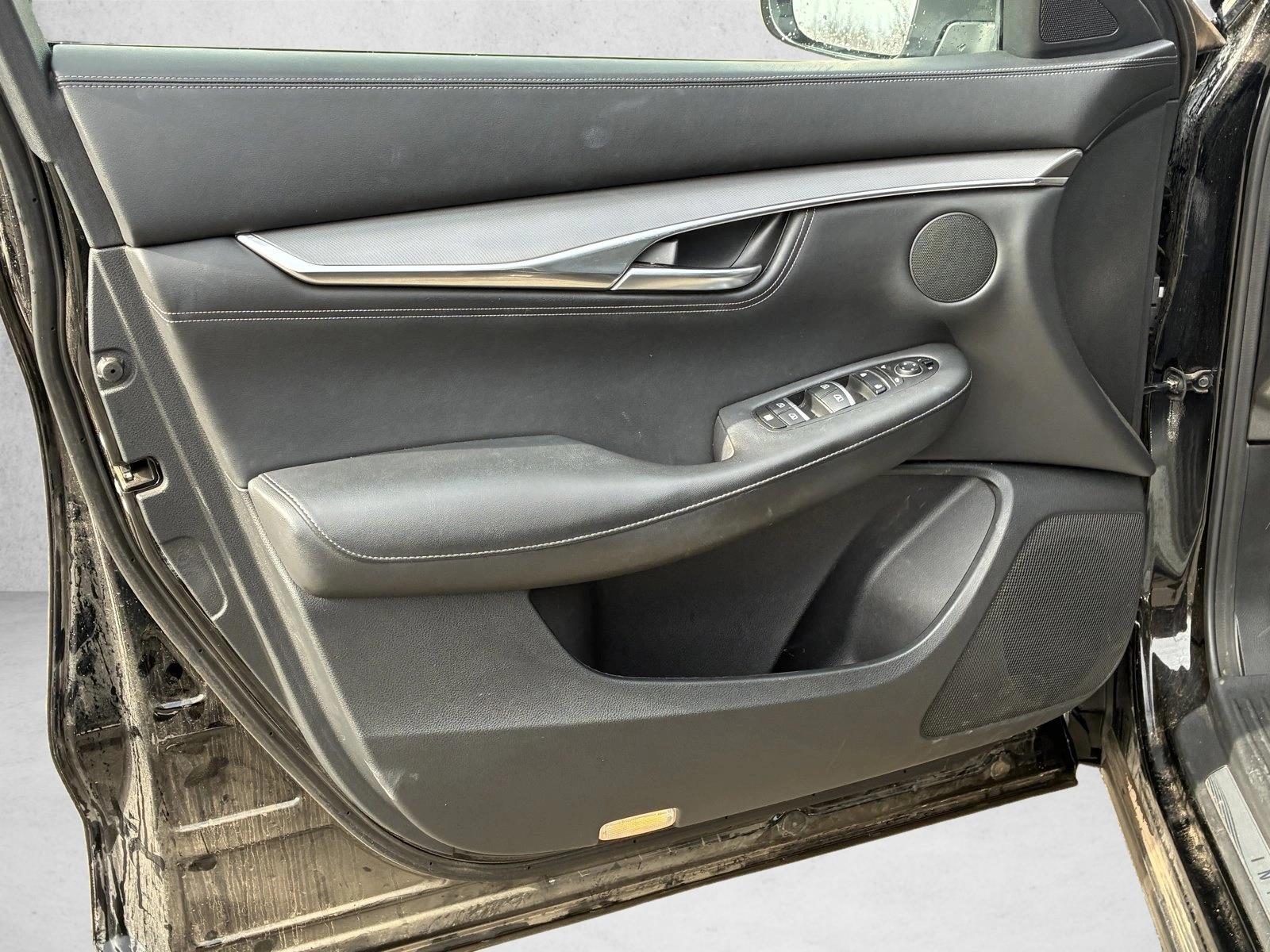 2023 INFINITI QX55 - Image 11