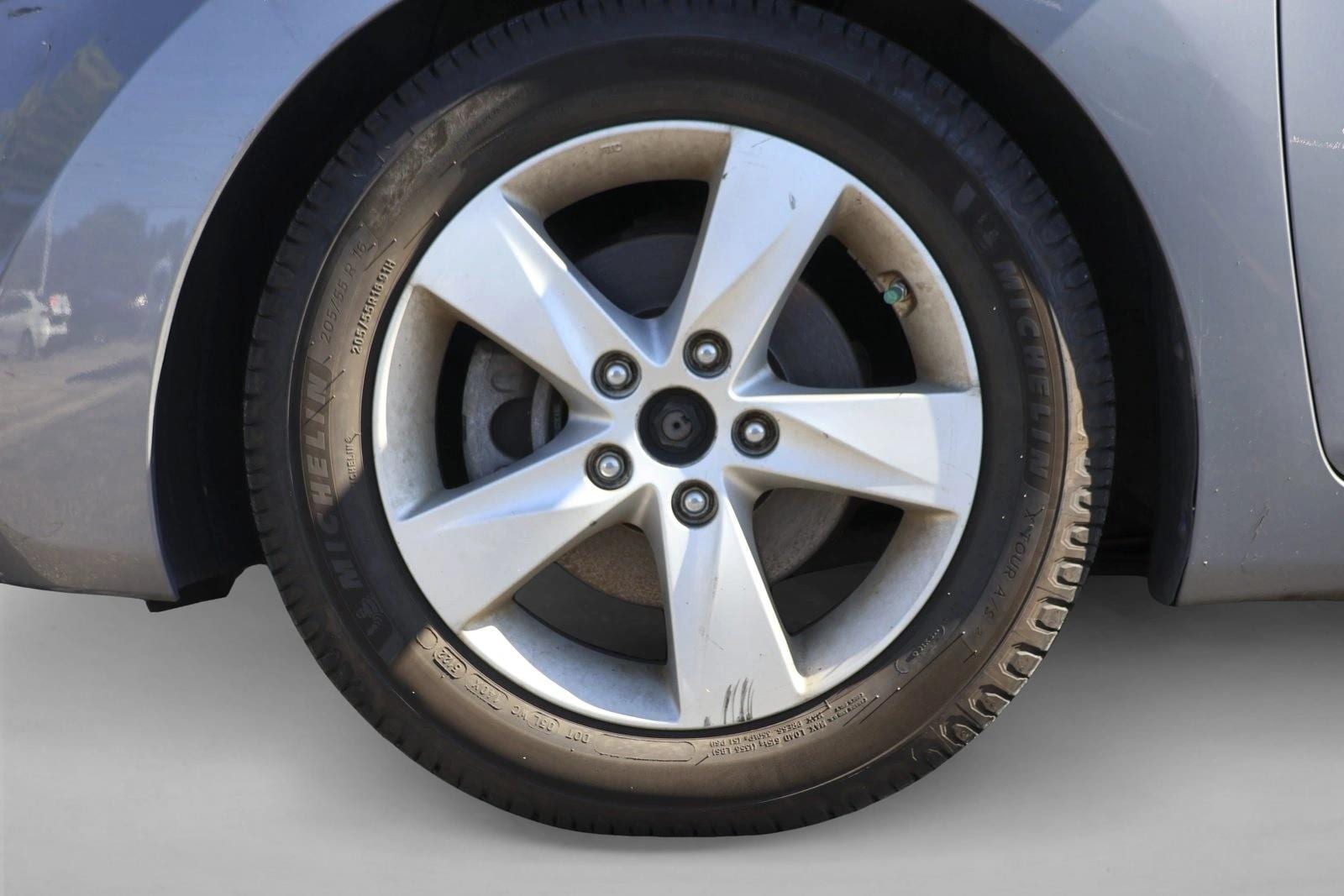 2013 Hyundai Elantra GLS - Photo 9