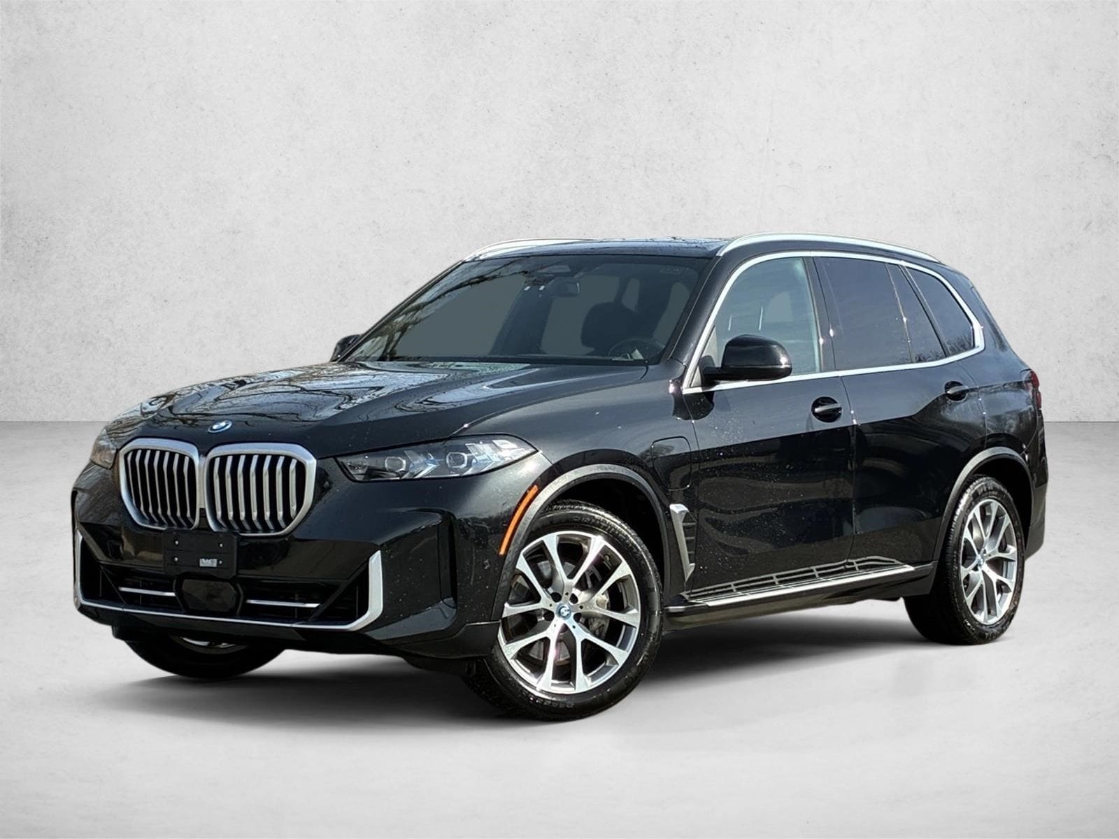 2025 BMW X5 - Image 1