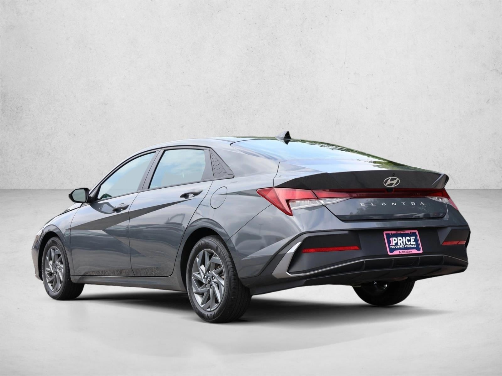 2024 Hyundai Elantra SEL - Photo 7