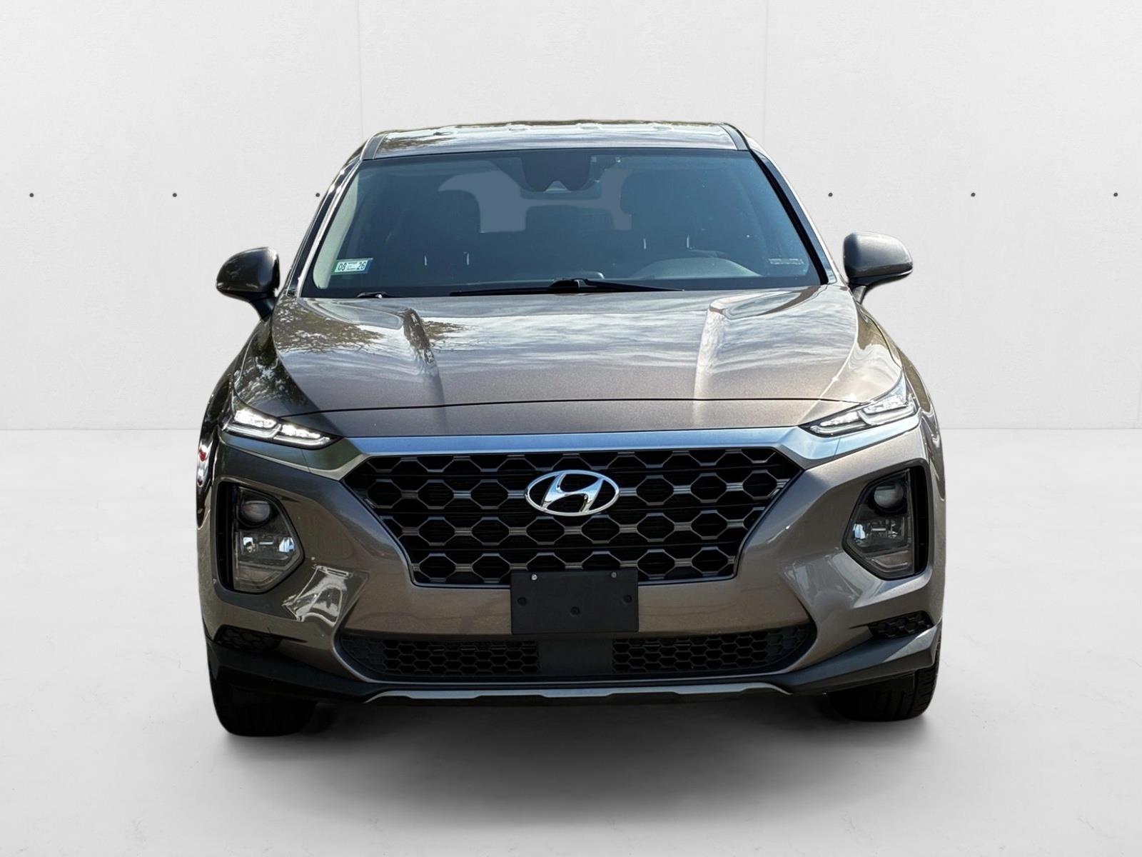 2019 Hyundai Santa Fe SE Sport photo 2