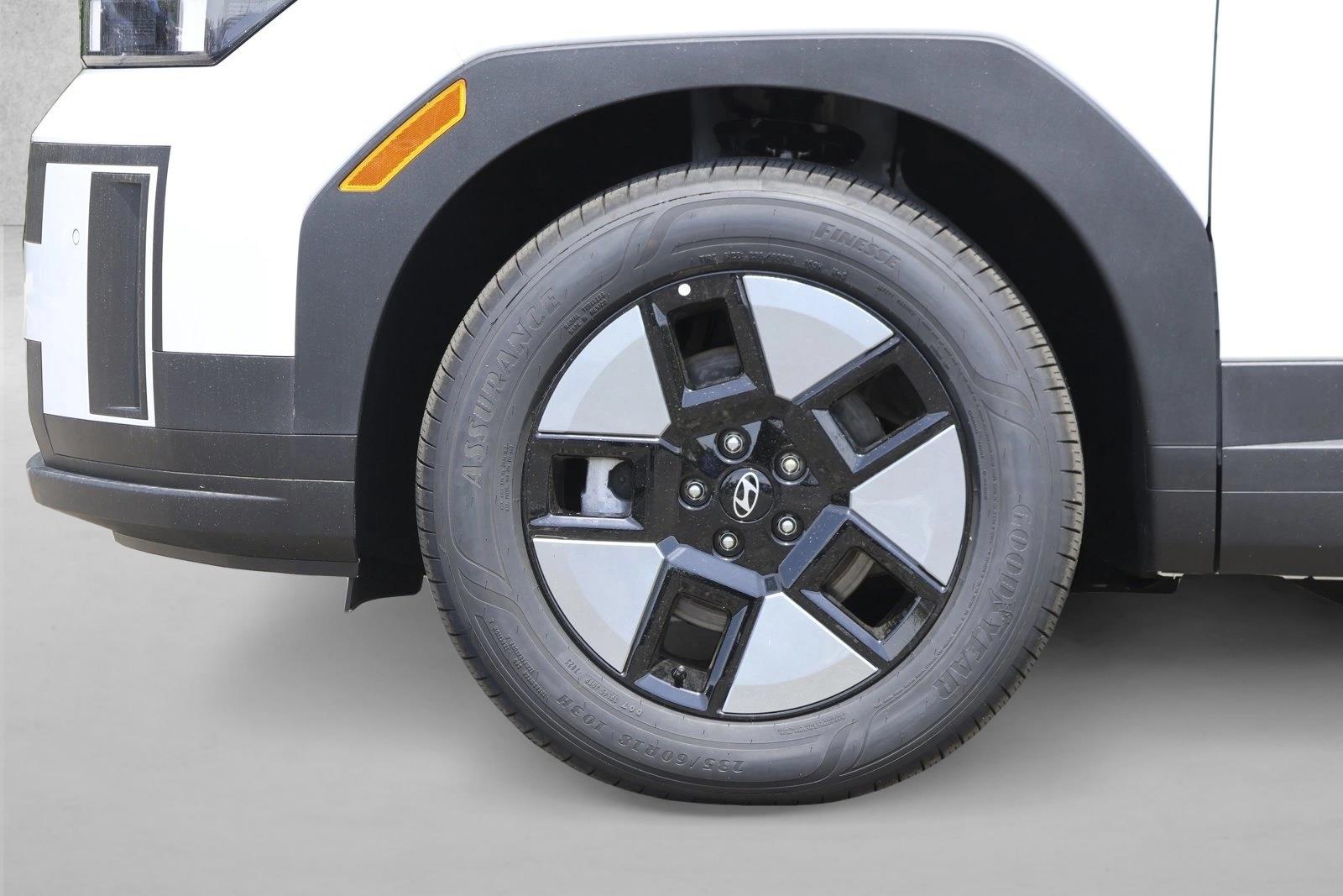 2026 Hyundai Santa Fe SE - Photo 9