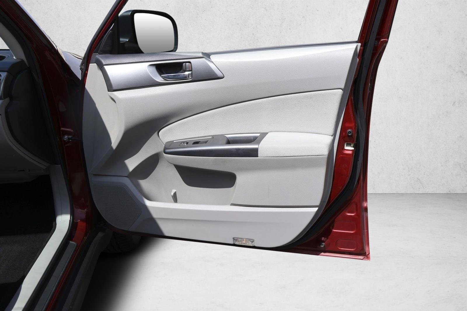 2013 Subaru Forester XT Touring - Photo 30
