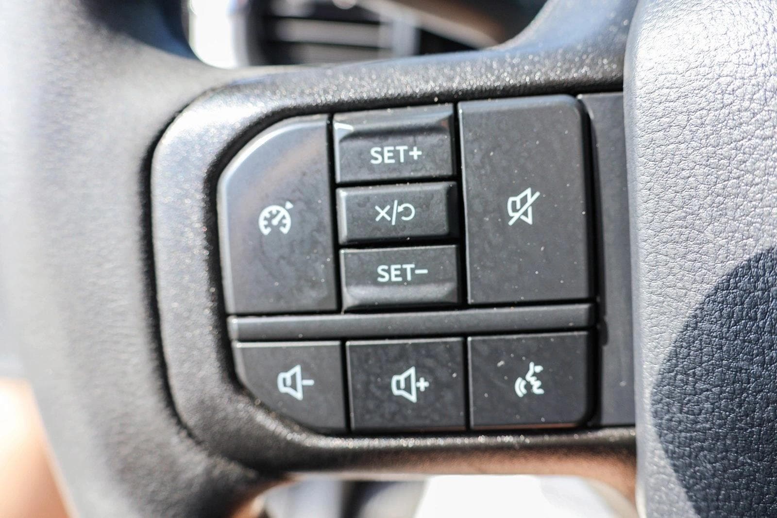 2024 FORD F-350 - Image 14