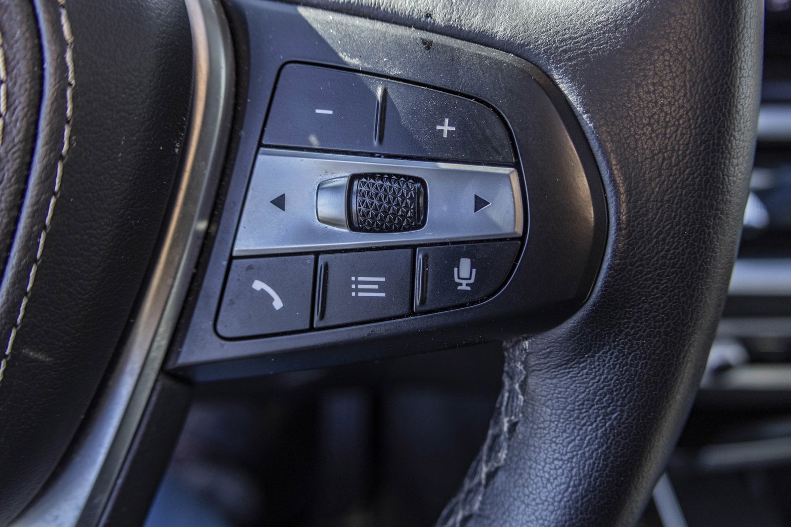 2025 BMW X5 - Image 16