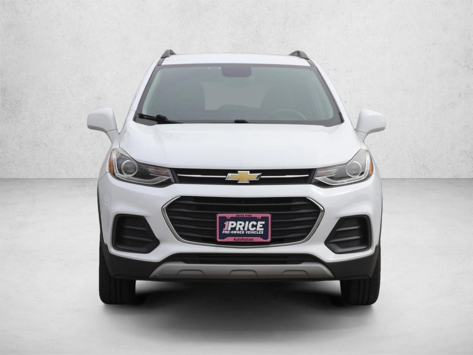 Used 2017 Chevrolet Trax LT with VIN 3GNCJPSB2HL145984 for sale in Des Plaines, IL