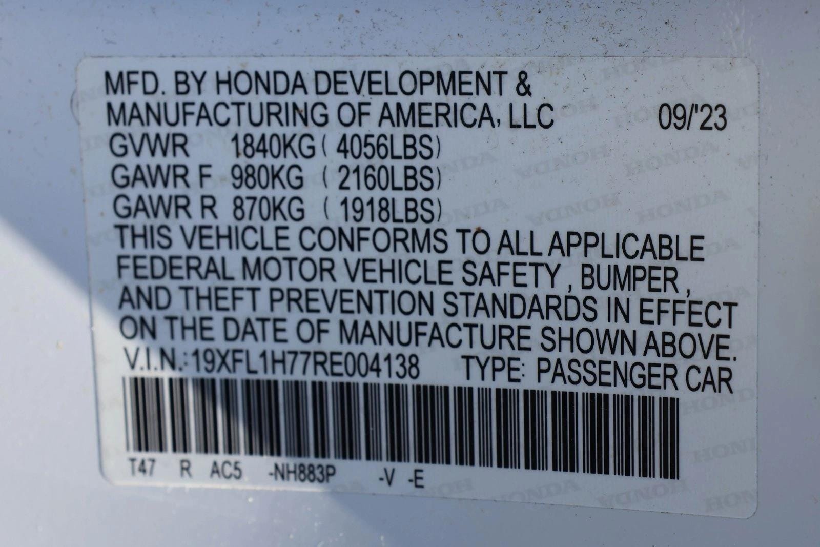 2024 Honda Civic Hatchback EX-L - Photo 17
