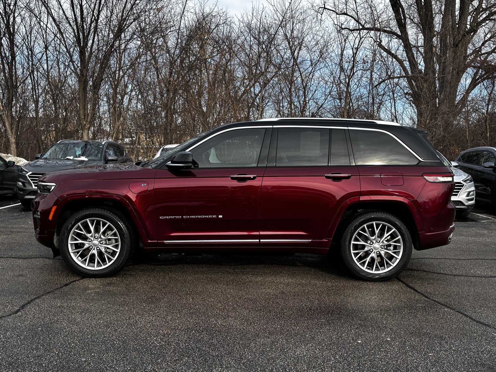 2023 JEEP GRAND CHEROKEE - Image 8