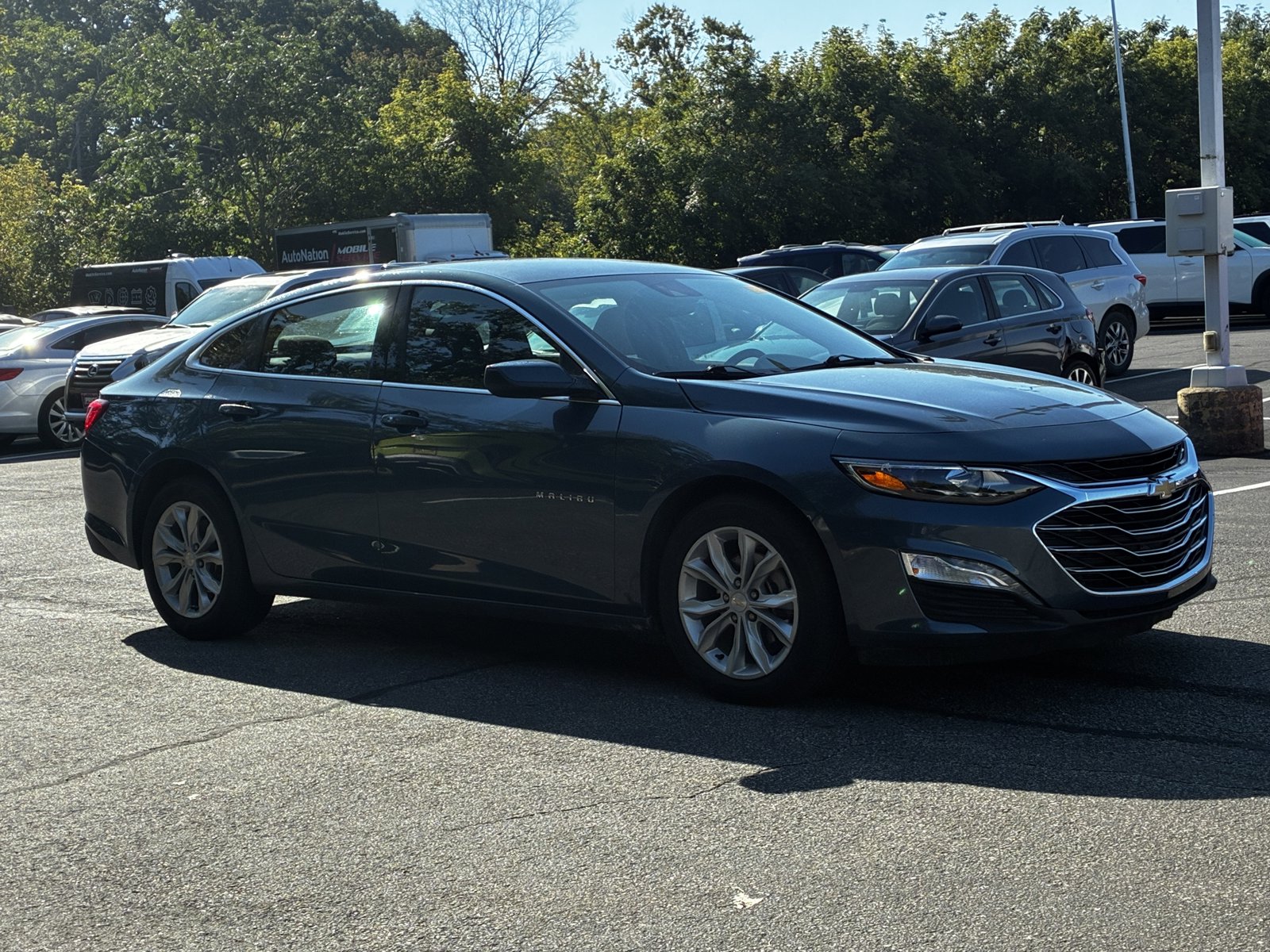 2025 Chevrolet Malibu 1LT photo 3