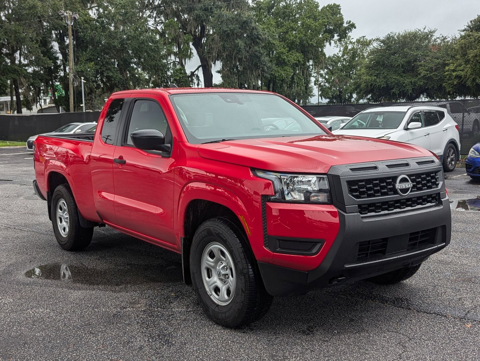 2025 Nissan Frontier S King Cab photo 3