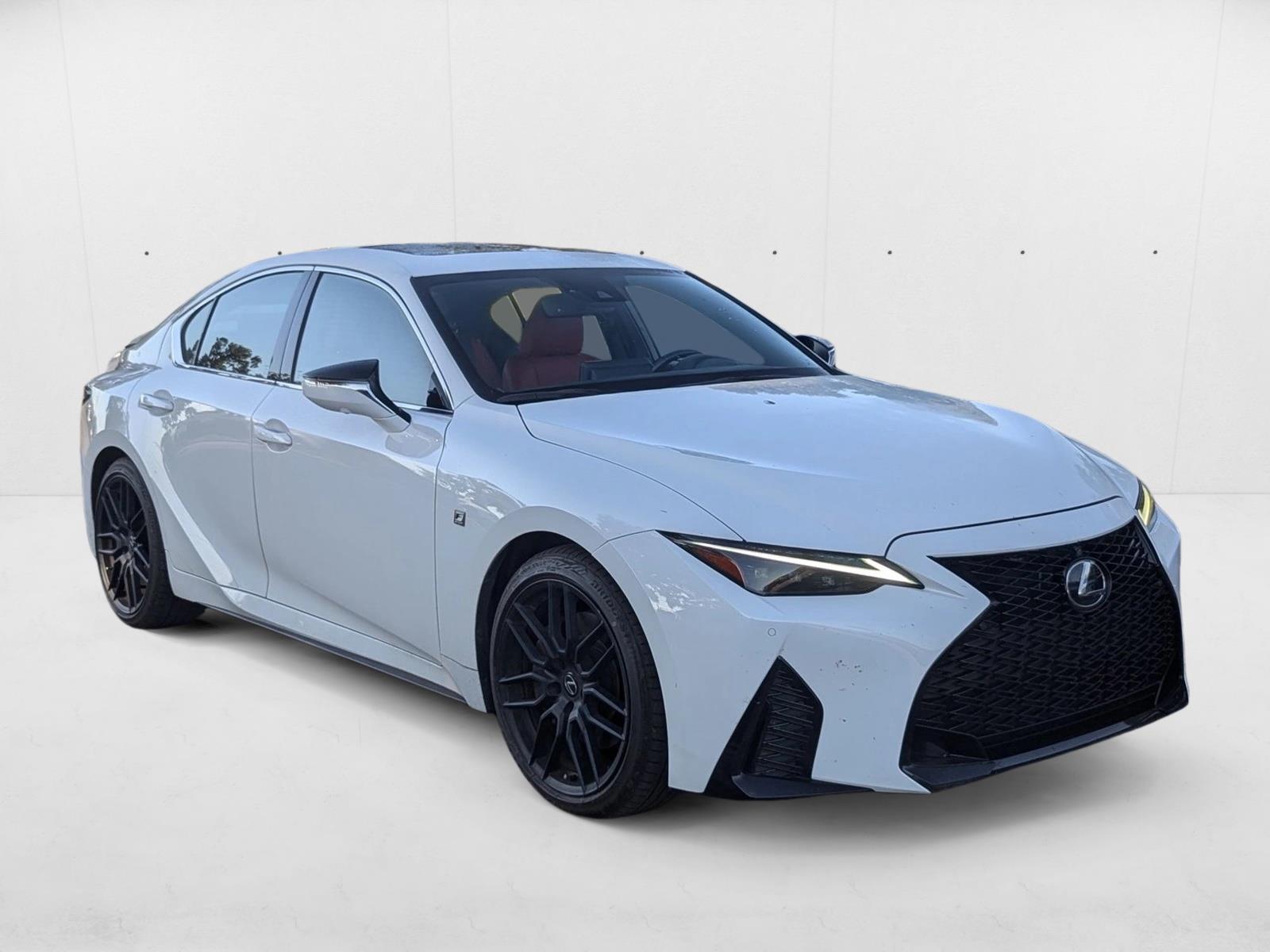 2023 Lexus IS 350 F SPORT photo 3
