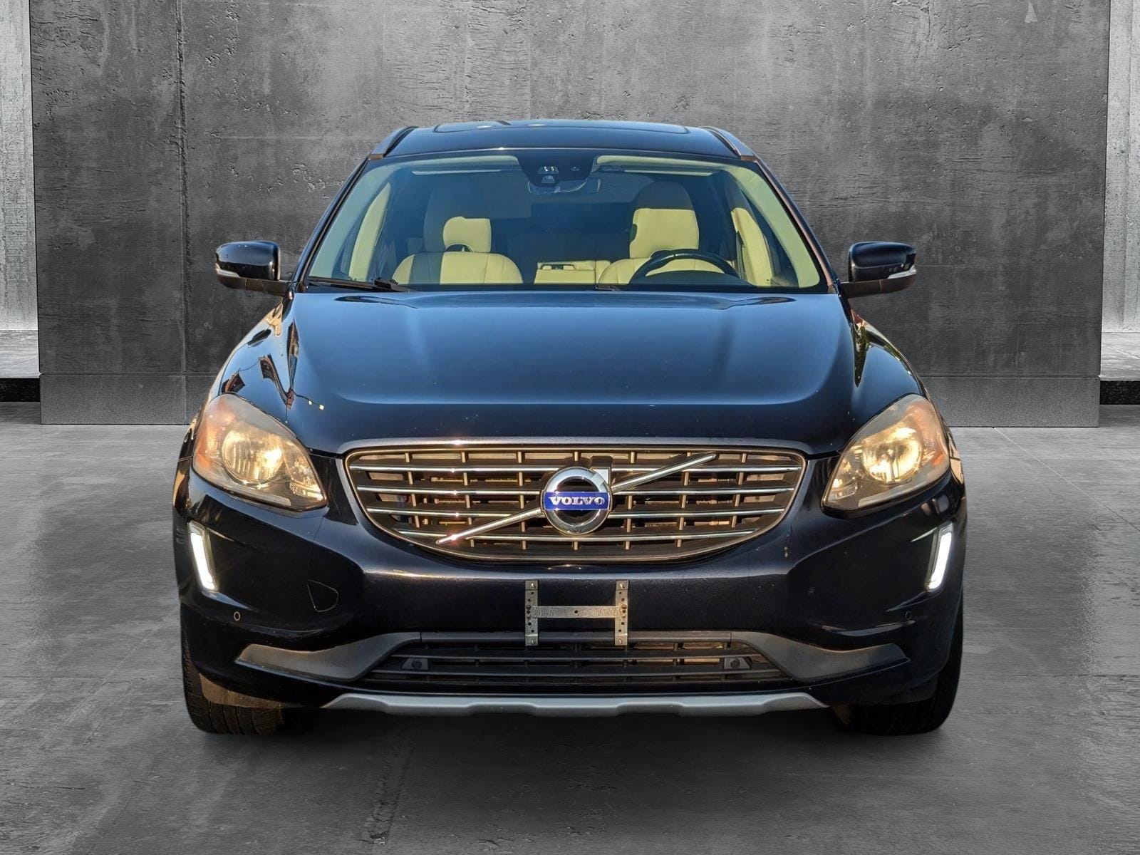 Used 2016 Volvo XC60 T6 with VIN YV449MRK0G2882592 for sale in Savannah, GA
