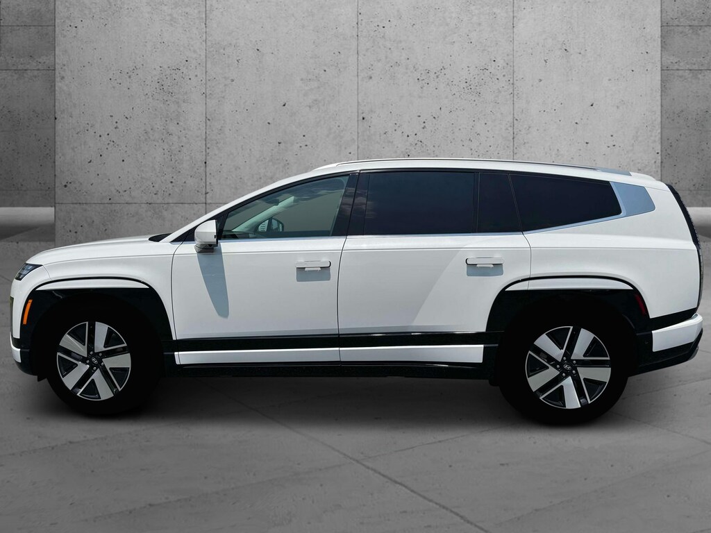 New 2026 Hyundai IONIQ 9 SEL SUV