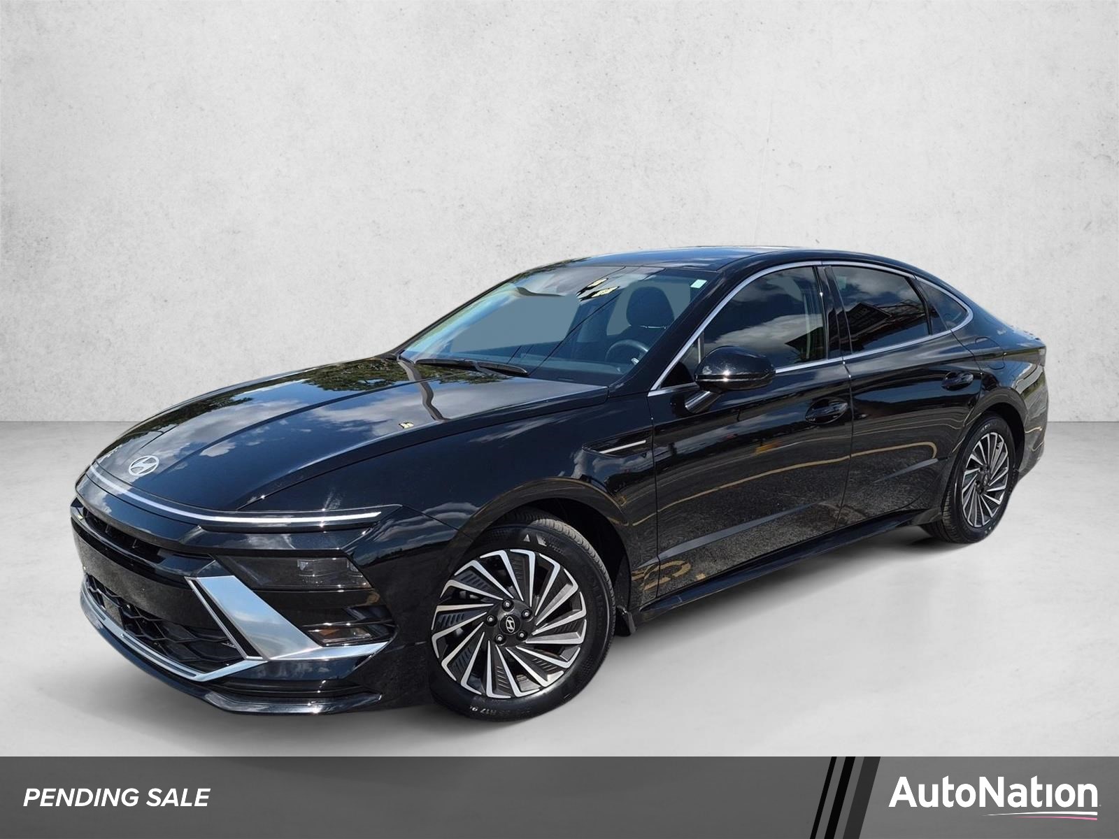 2025 Hyundai Sonata Hybrid