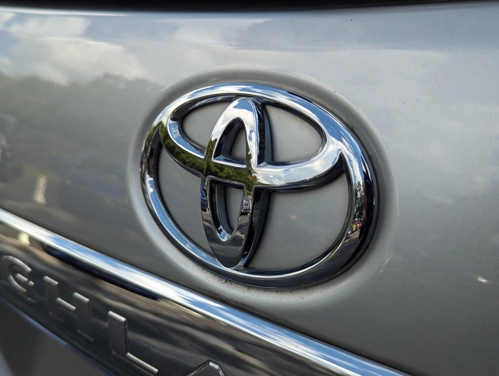 Image of 2012 Toyota Highlander Limited Sport Utility