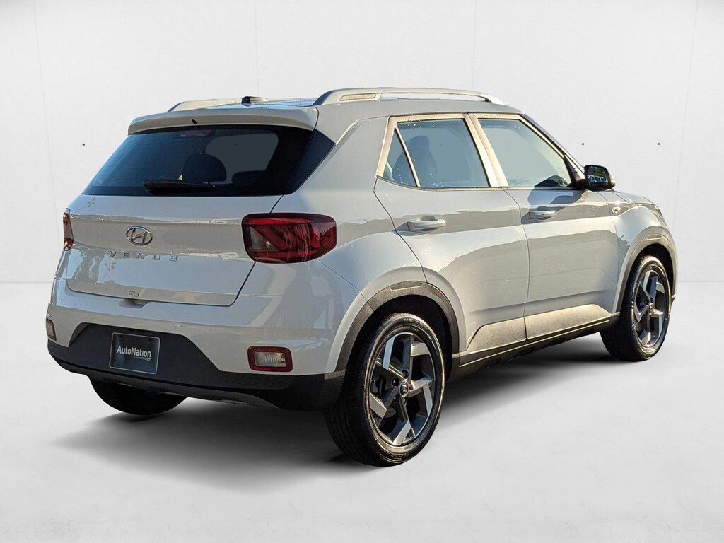 Used 2025 Hyundai Venue SEL Sport Utility