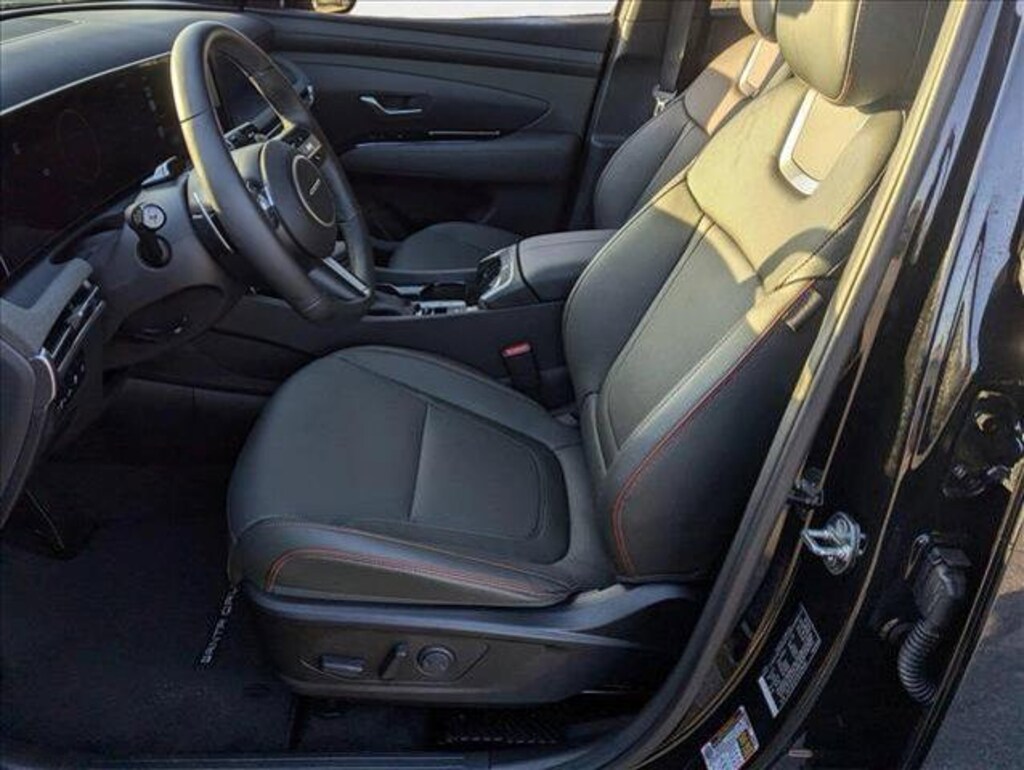 Used 2025 Hyundai Santa Cruz Limited Crew Cab Pickup
