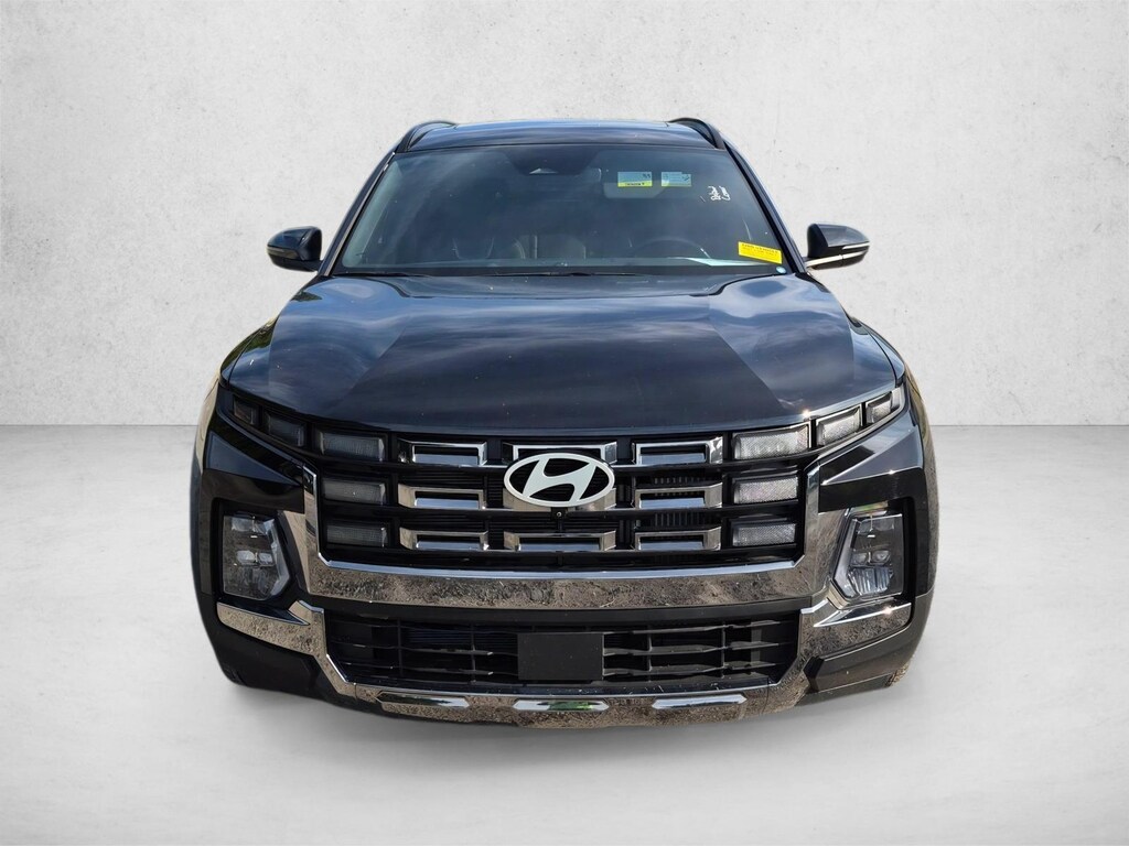 Used 2025 Hyundai Santa Cruz Limited Crew Cab Pickup