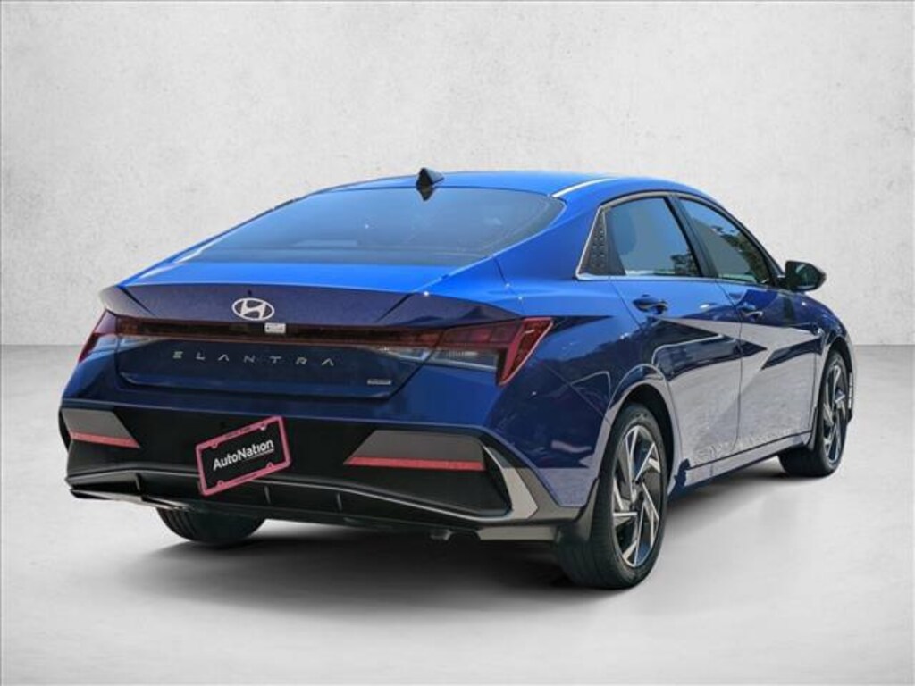 New 2025 Hyundai Elantra Hybrid Limited Sedan