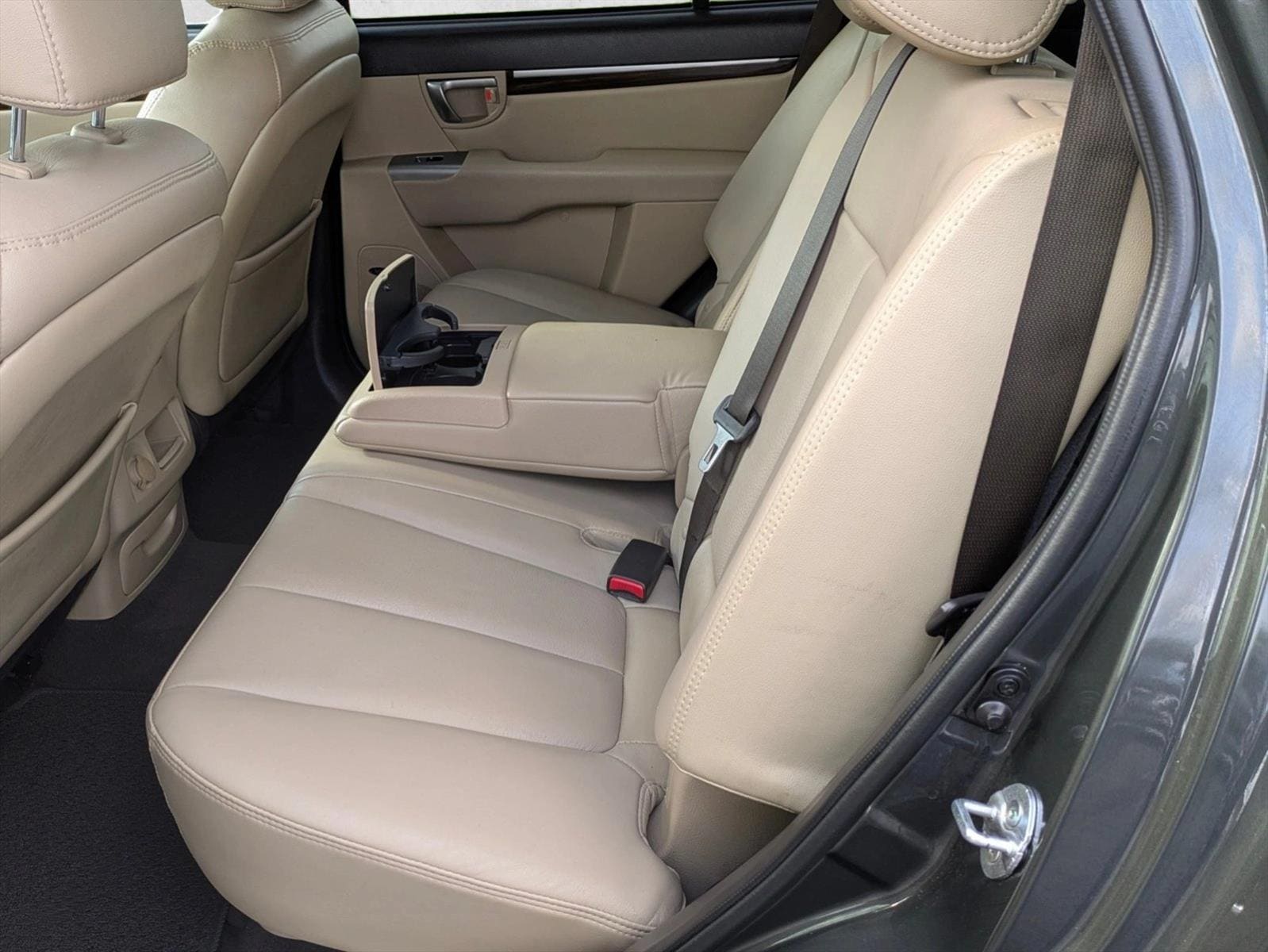 2012 Hyundai Santa Fe Limited - Photo 16