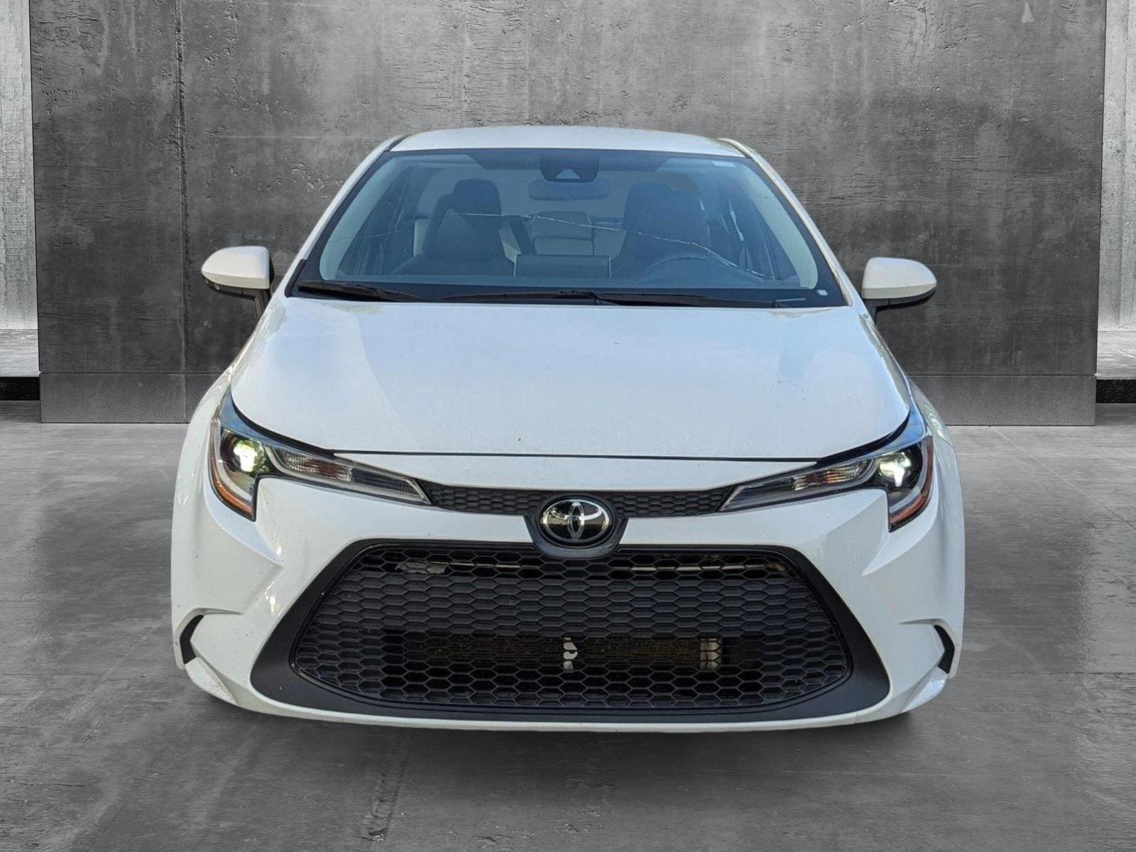 Used 2020 Toyota Corolla LE with VIN 5YFEPRAE6LP099935 for sale in Savannah, GA