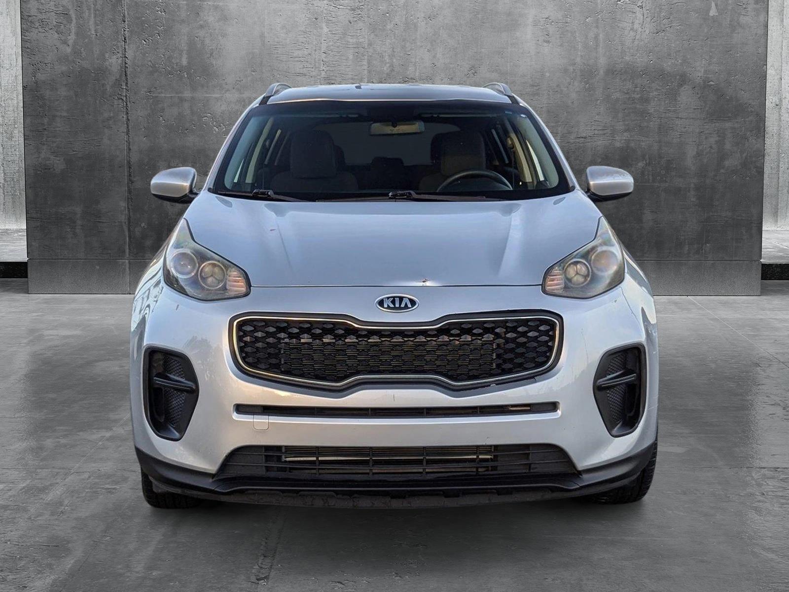 2017 Kia Sportage LX photo 2