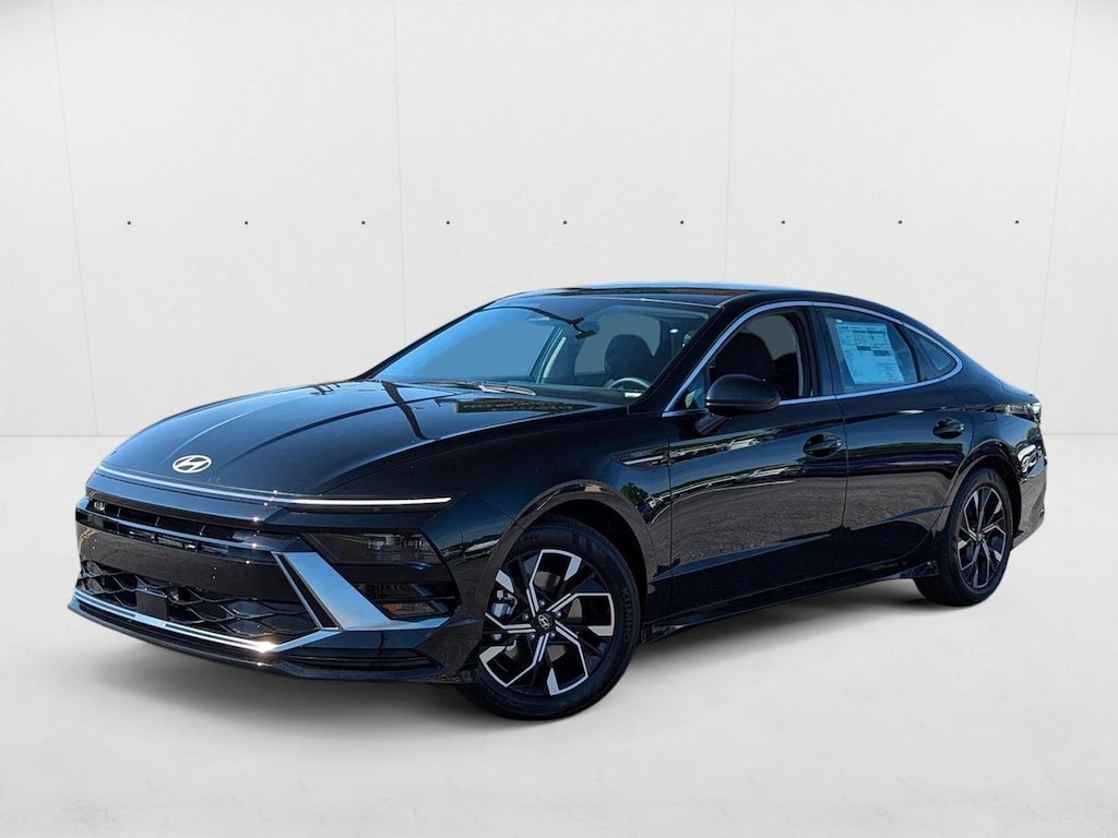 Used 2025 Hyundai Sonata SEL 4dr Car