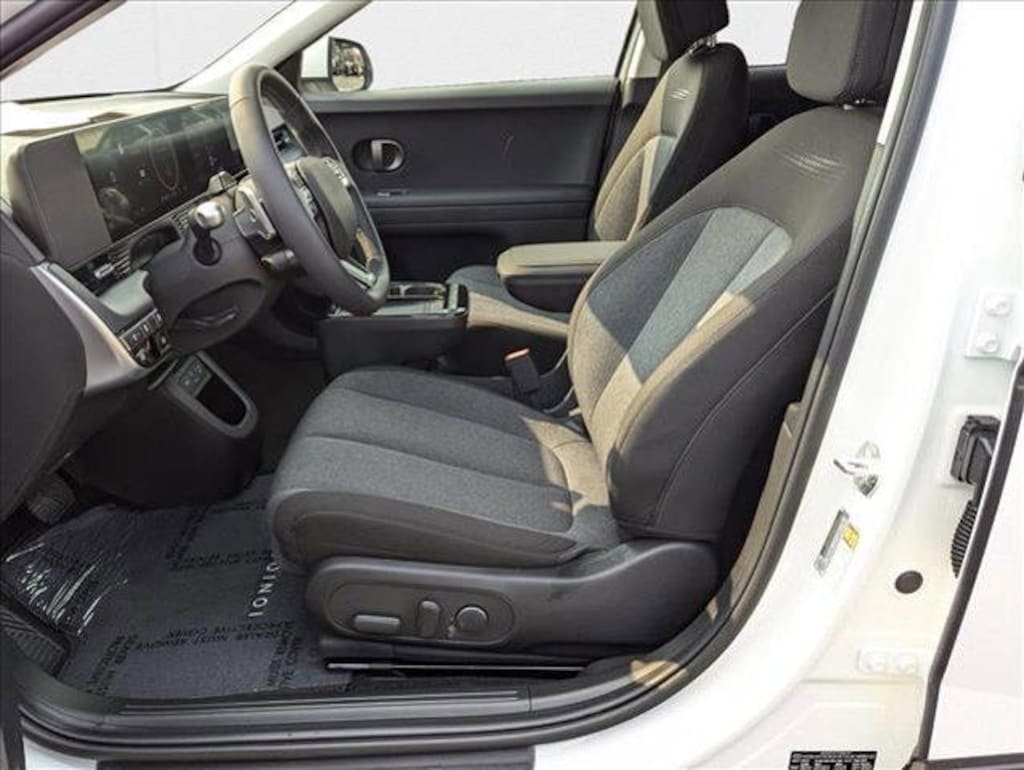 New 2025 Hyundai IONIQ 5 SE SUV