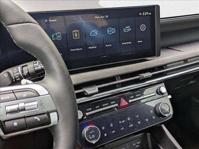 2025 Hyundai Santa Cruz Limited - Photo 11