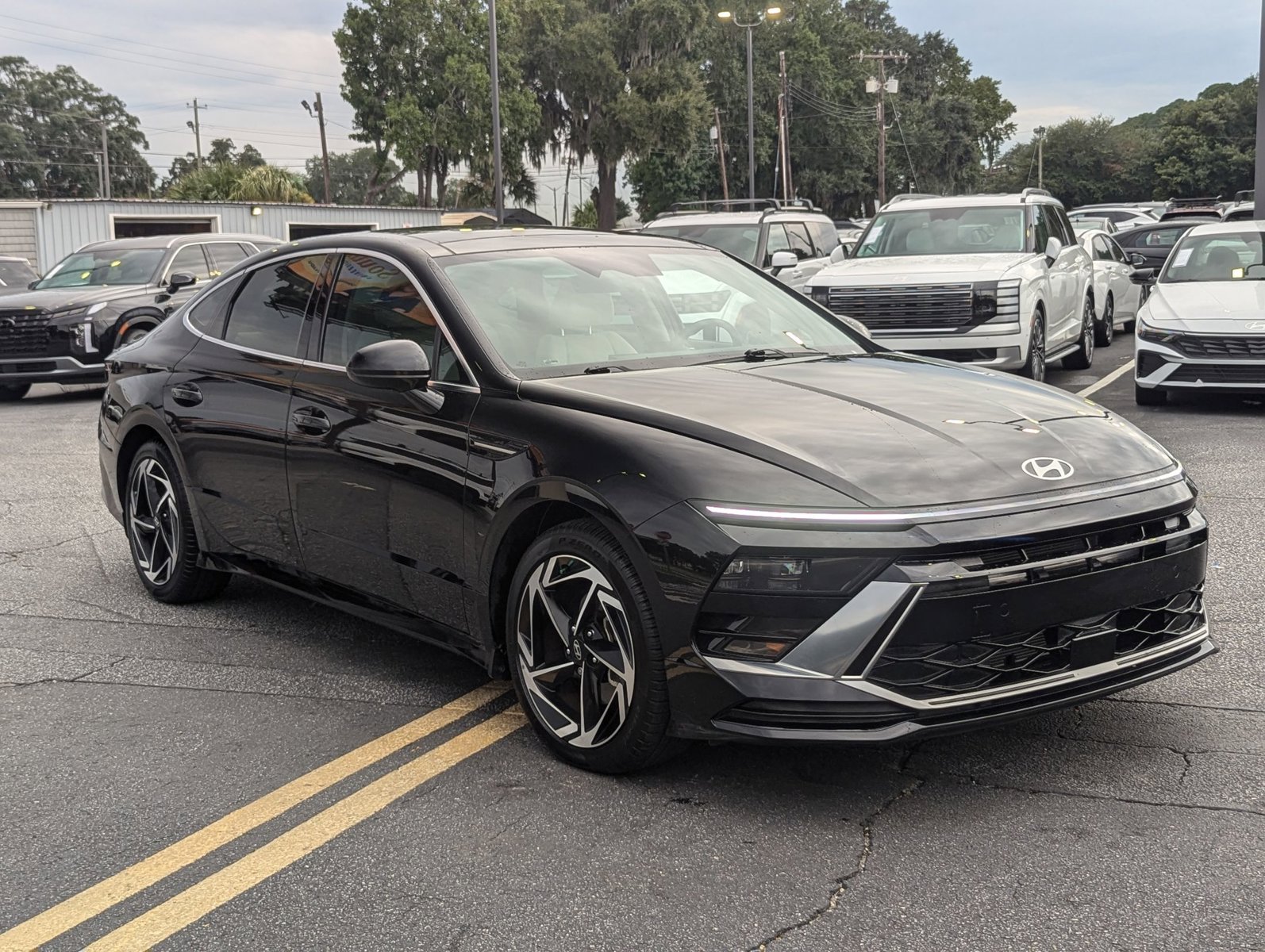 2024 Hyundai Sonata SEL photo 3