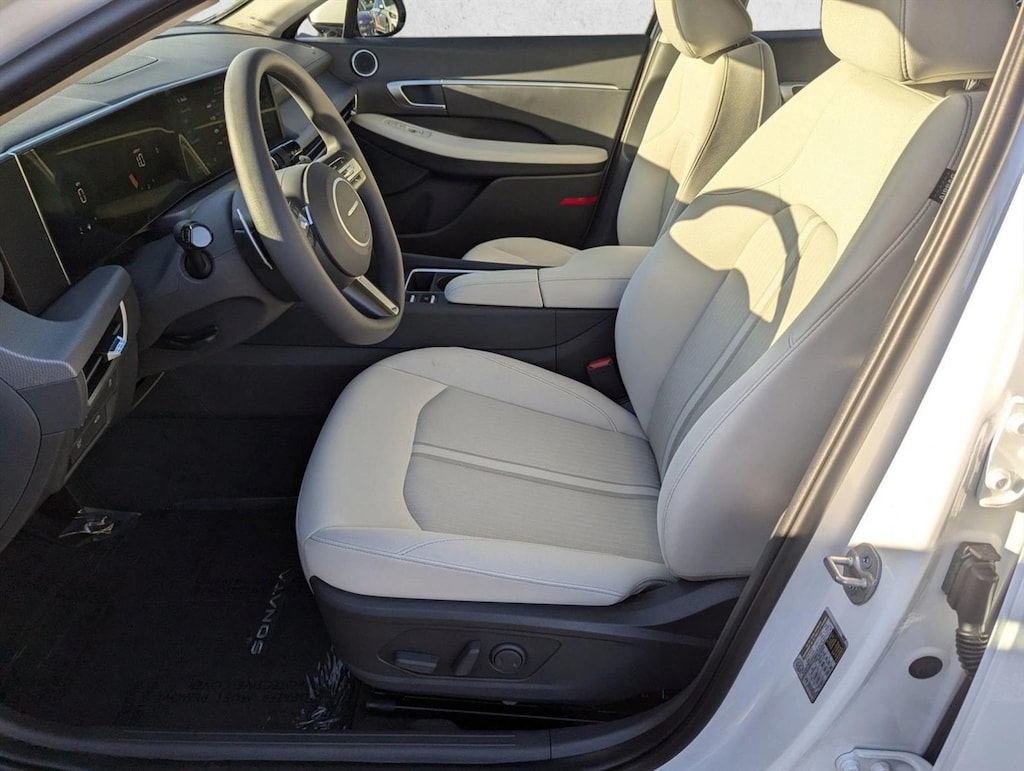 Certified 2025 Hyundai Sonata SEL 4dr Car