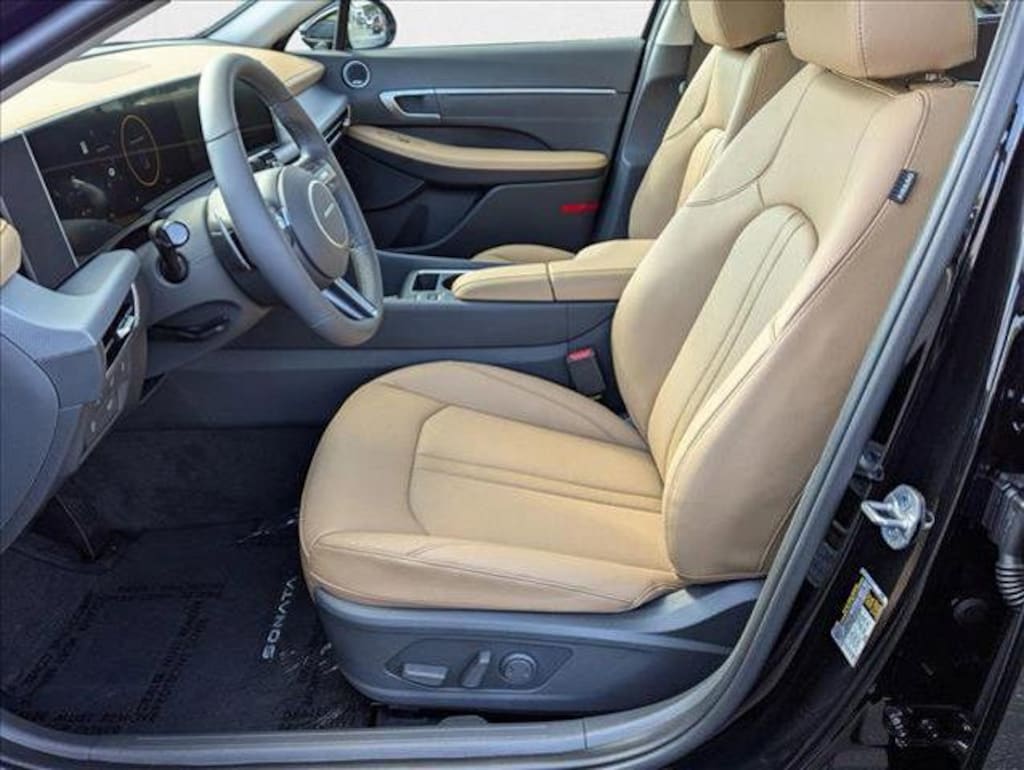 New 2025 Hyundai Sonata Hybrid Limited Sedan