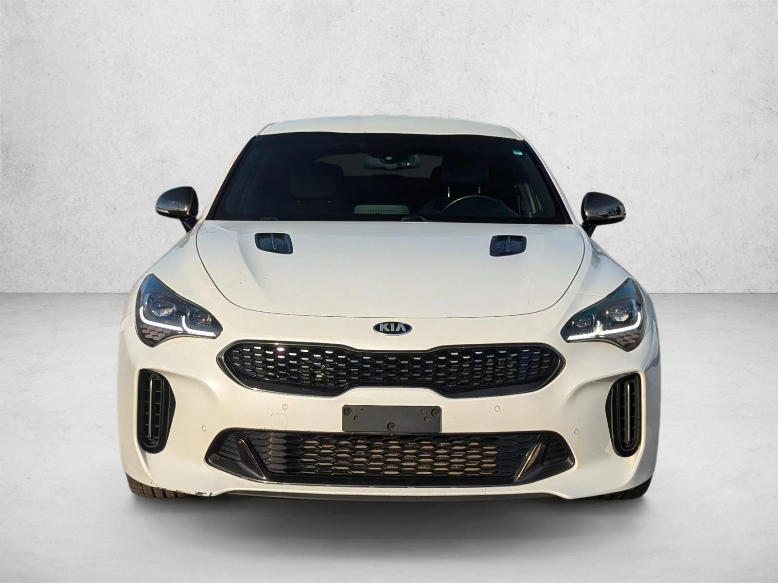 2021 Kia Stinger GT photo 2