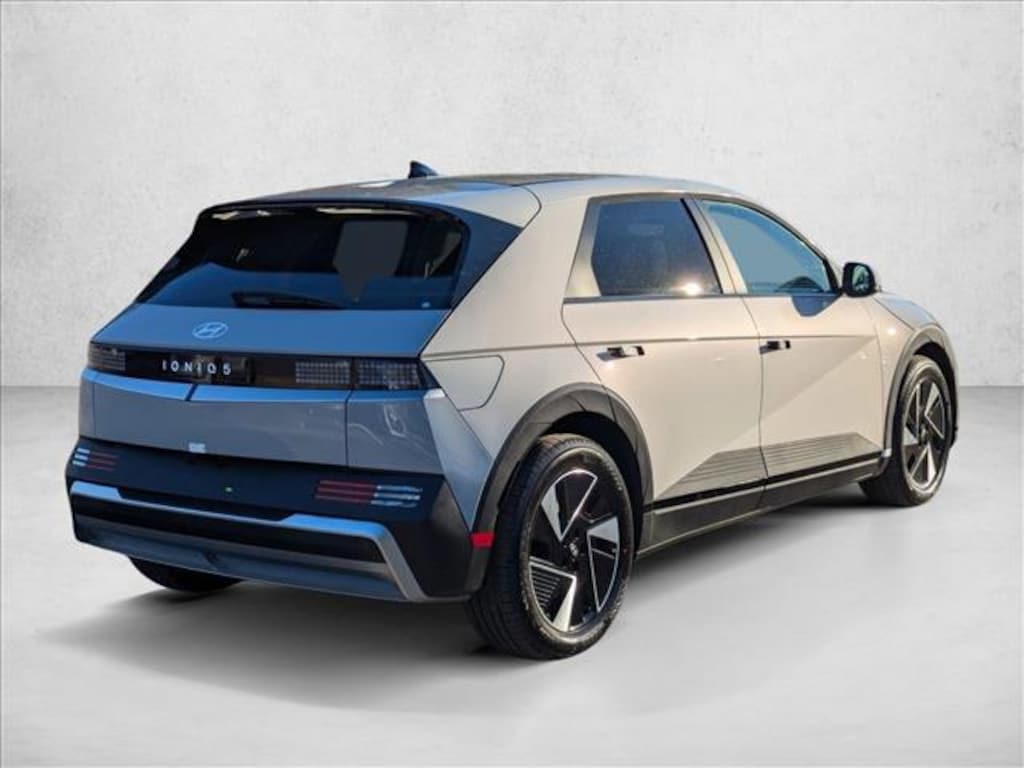 New 2026 Hyundai IONIQ 5 SEL SUV