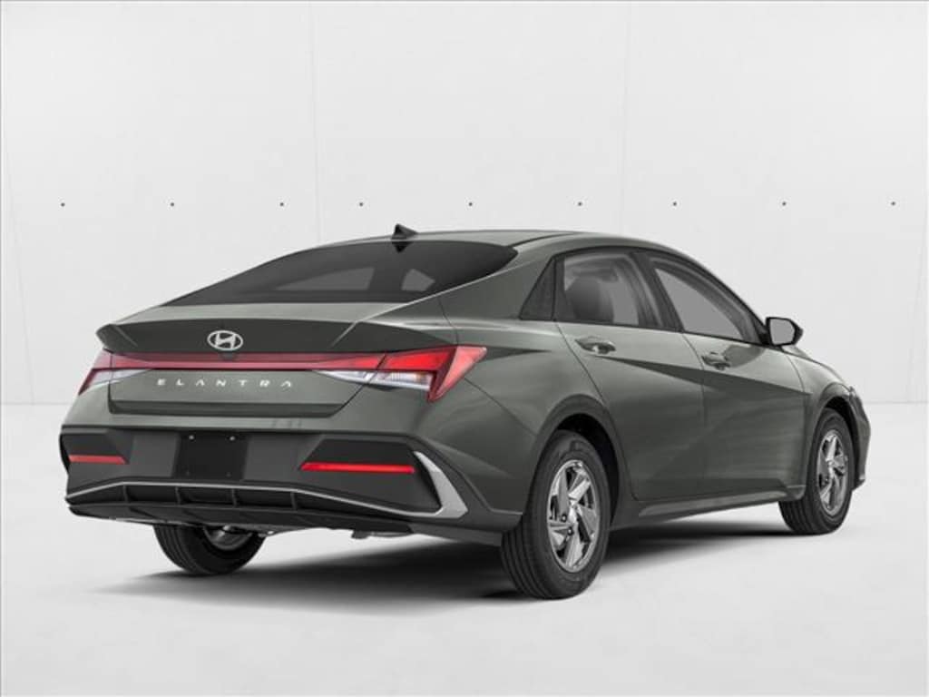 New 2026 Hyundai Elantra SE Sedan