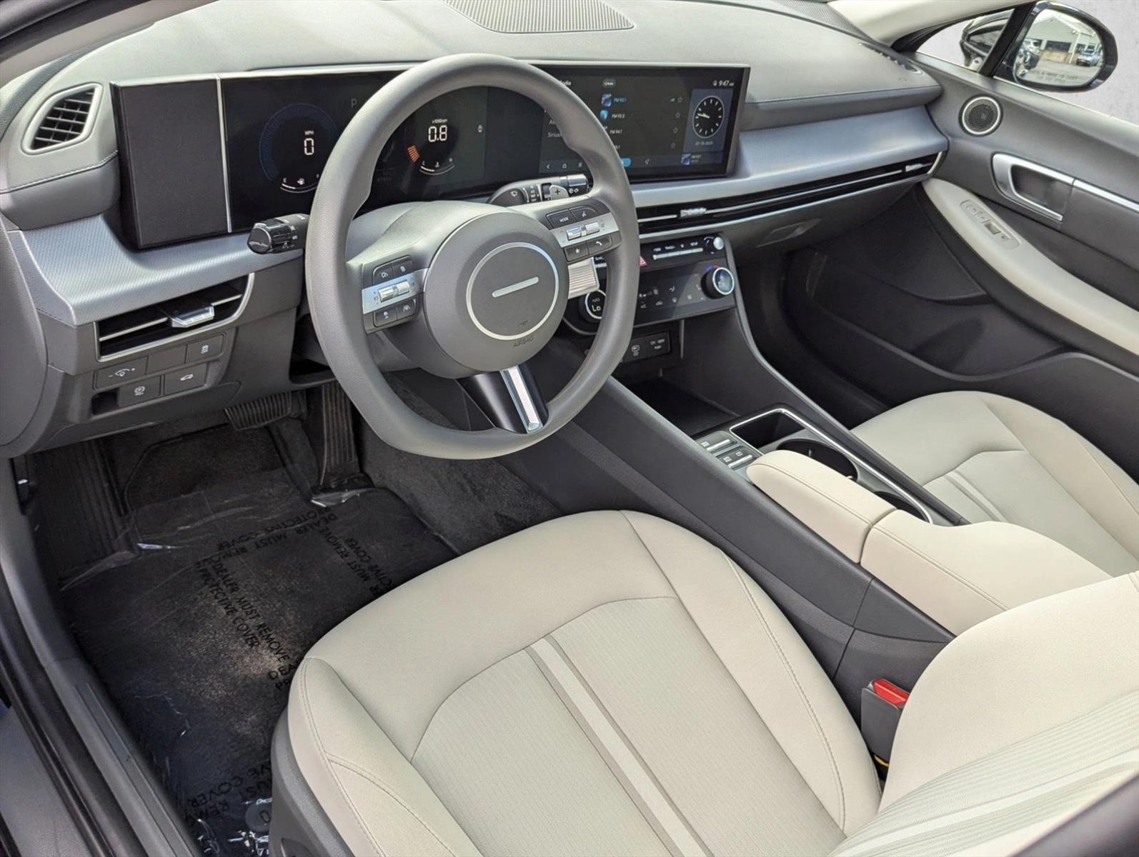 2024 Hyundai Sonata SEL photo 3