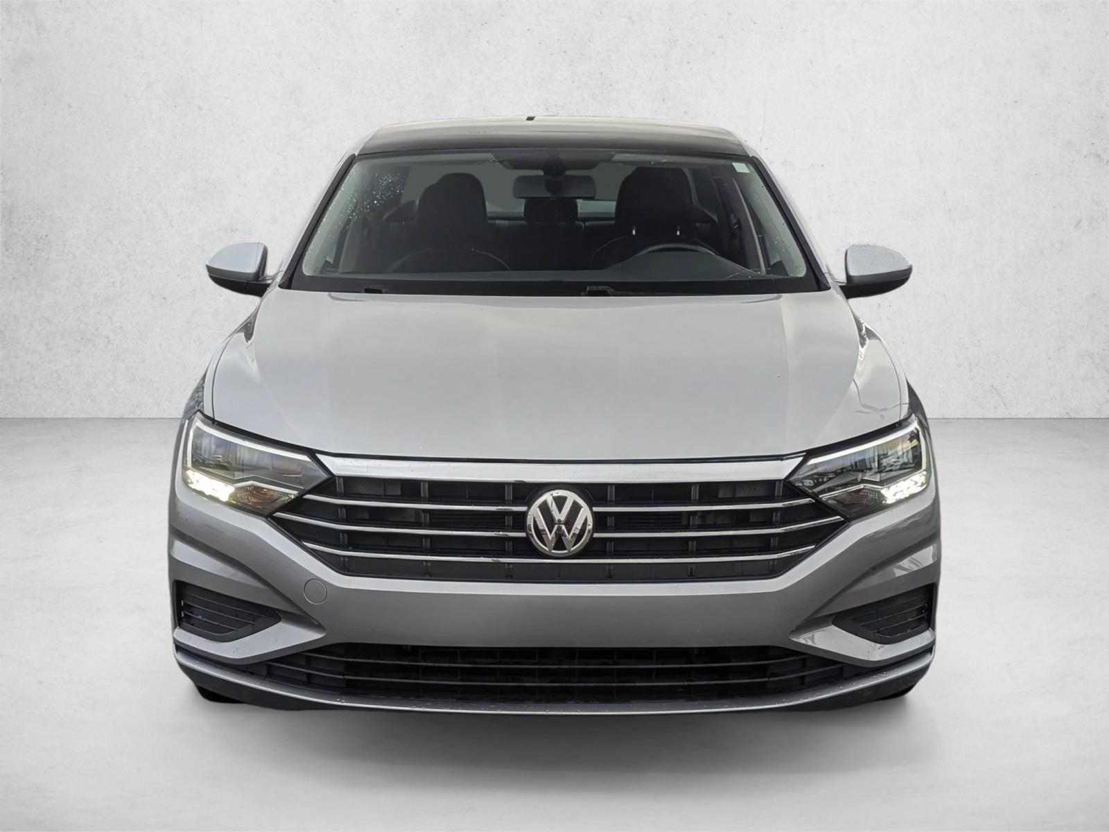2019 Volkswagen Jetta SE photo 2