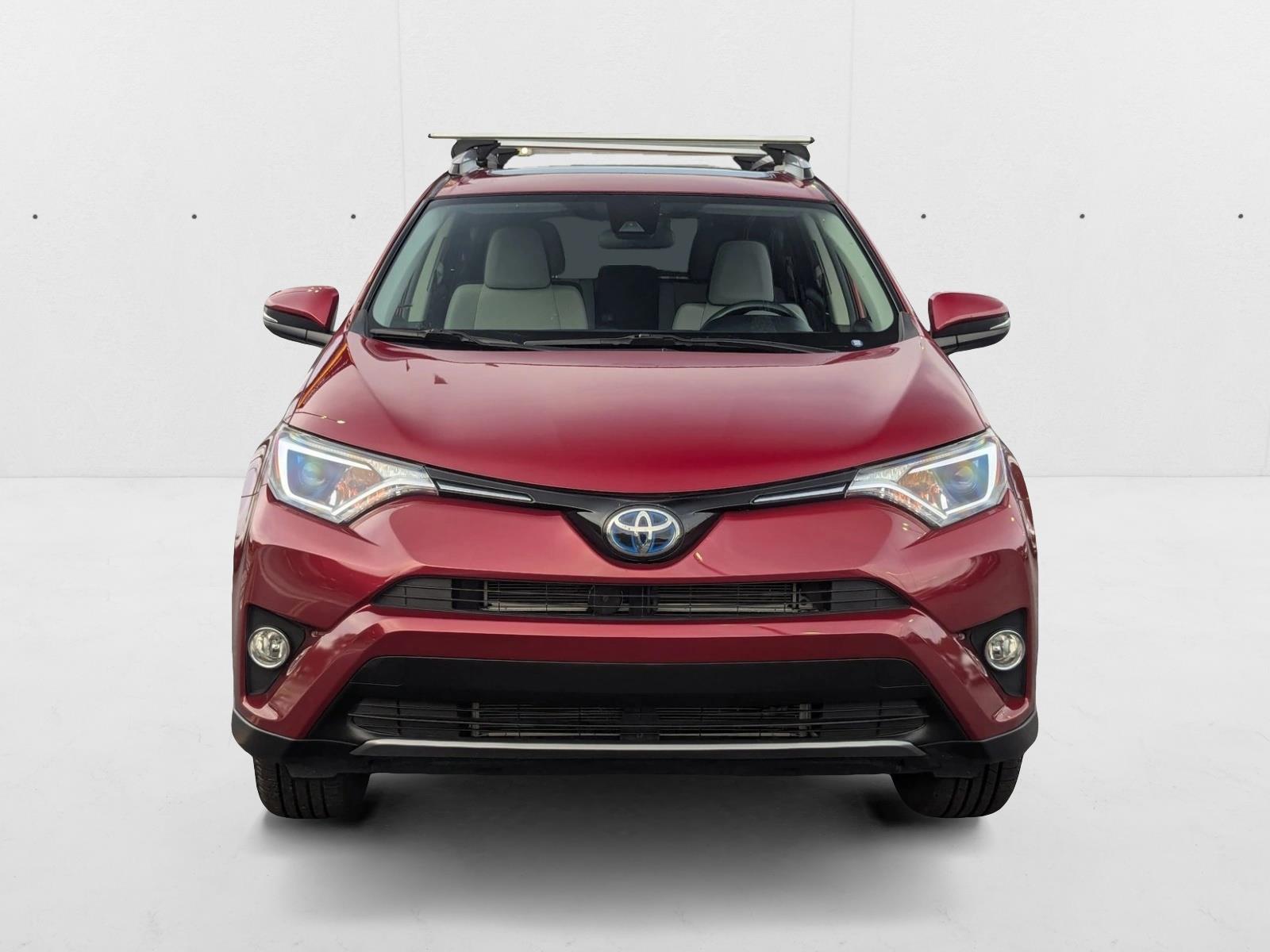 2018 Toyota RAV4 Hybrid XLE photo 2