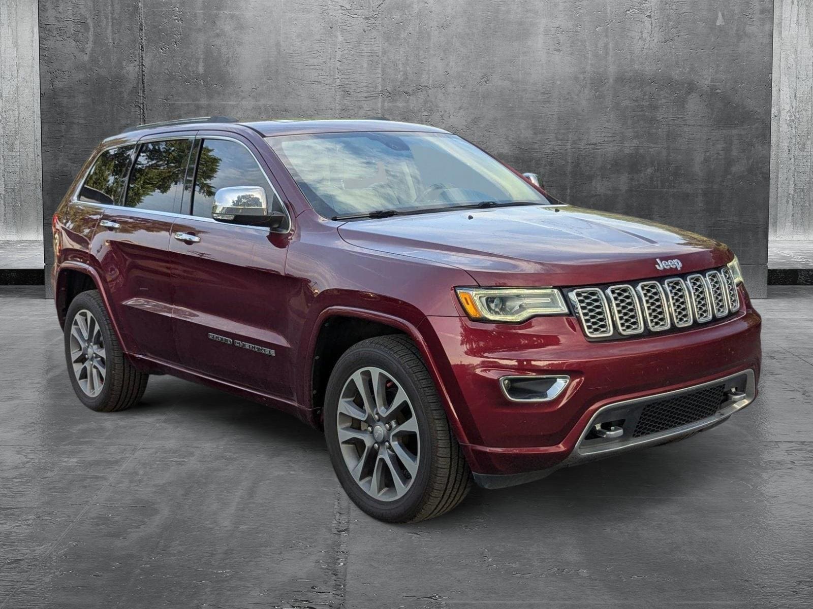Used 2017 Jeep Grand Cherokee Overland with VIN 1C4RJECG6HC923524 for sale in Savannah, GA
