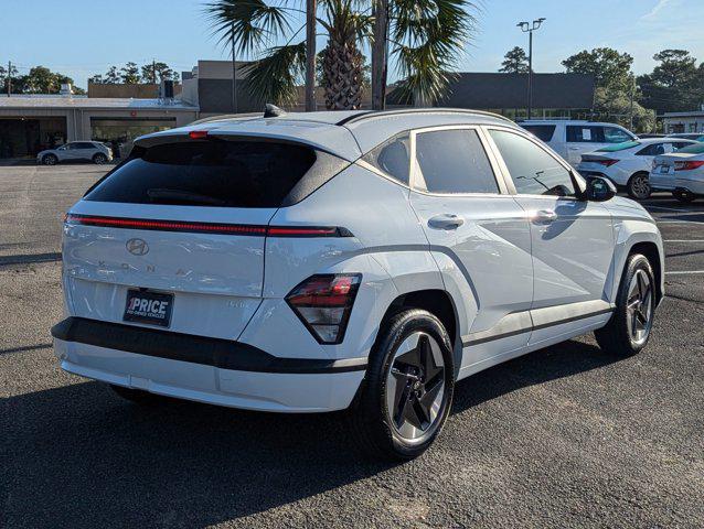 2025 Hyundai Kona Electric SEL photo 2