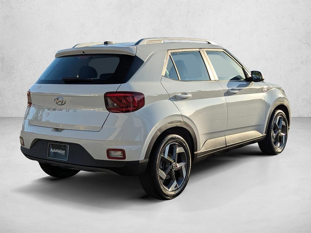 Used 2025 Hyundai Venue SEL Sport Utility