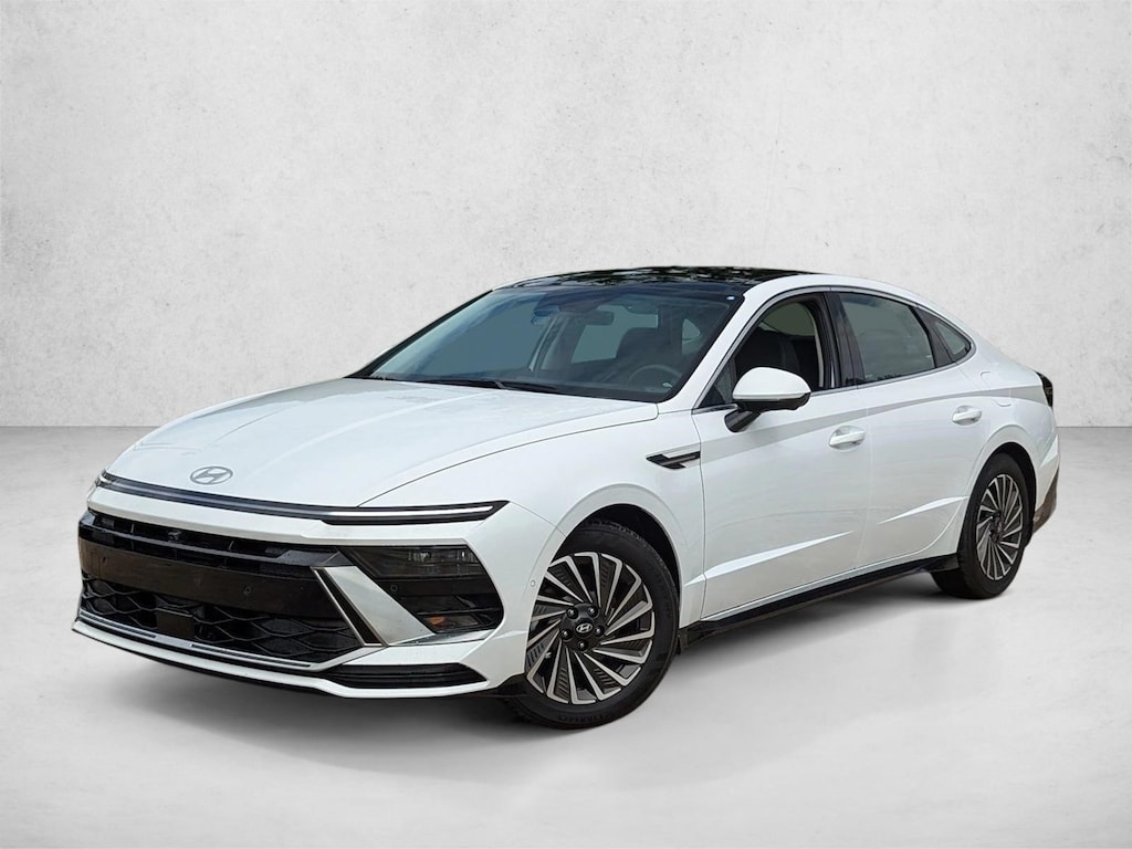 Used 2025 Hyundai Sonata Hybrid Limited 4dr Car